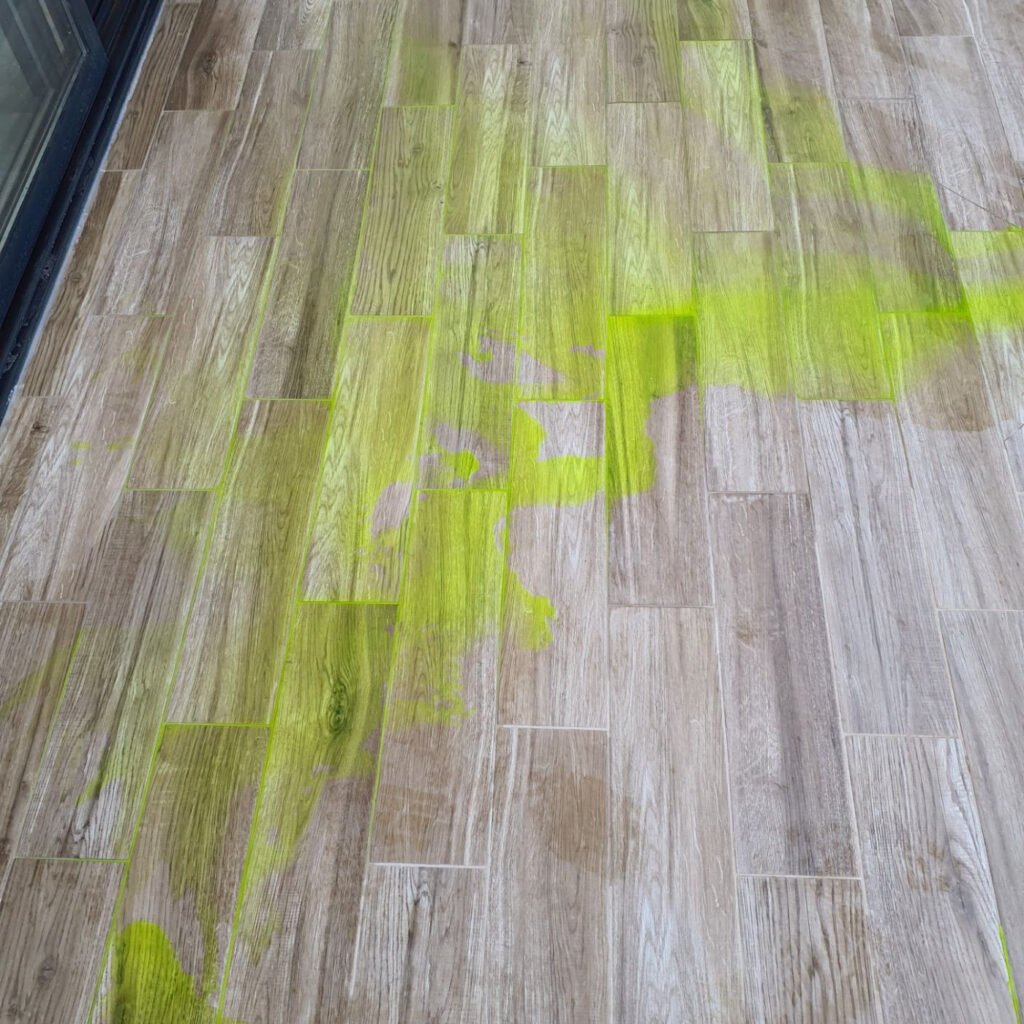 שימוש בזרחן לבדיקת שיפוע במרפסת